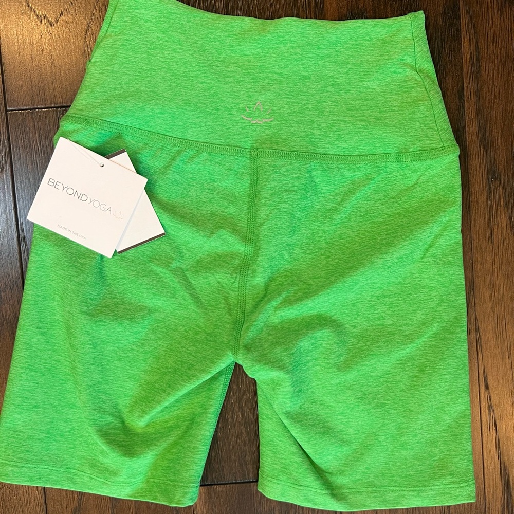 Beyond Yoga Shorts Size XS